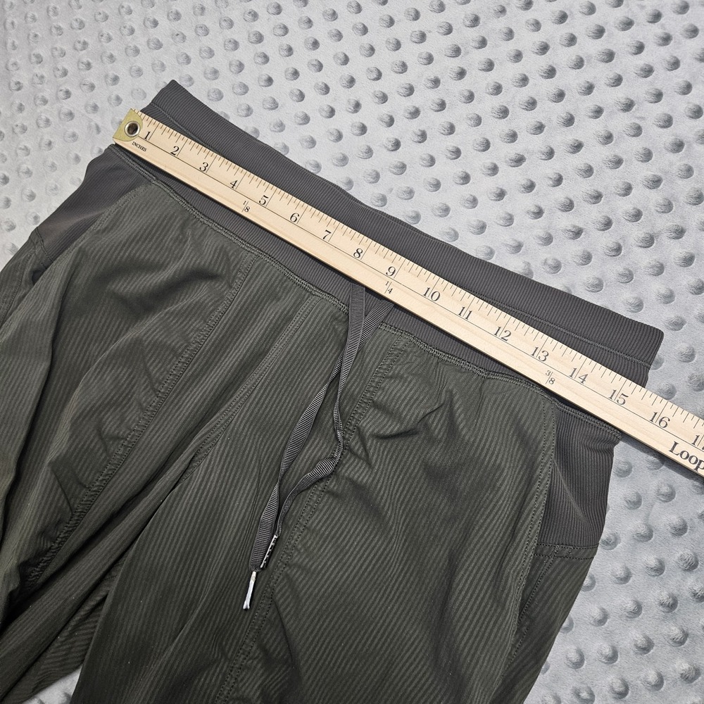 Lululemon Joggers Womens 8 Olive Green Dance Studio Mid Rise 28" - Picture 3 of 8